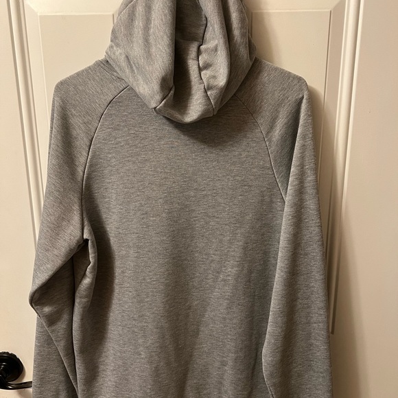 Nike Men’s Sweat Shirt. - Picture 5 of 5